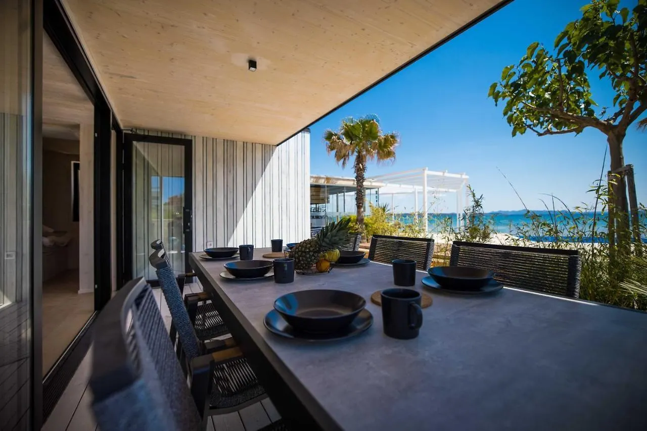 Arcadia Eco-Luxe Mobile Homes With Infinity Pool By Oiko Collection Privlaka  0*, Privlaka (Zadar) Kroatien